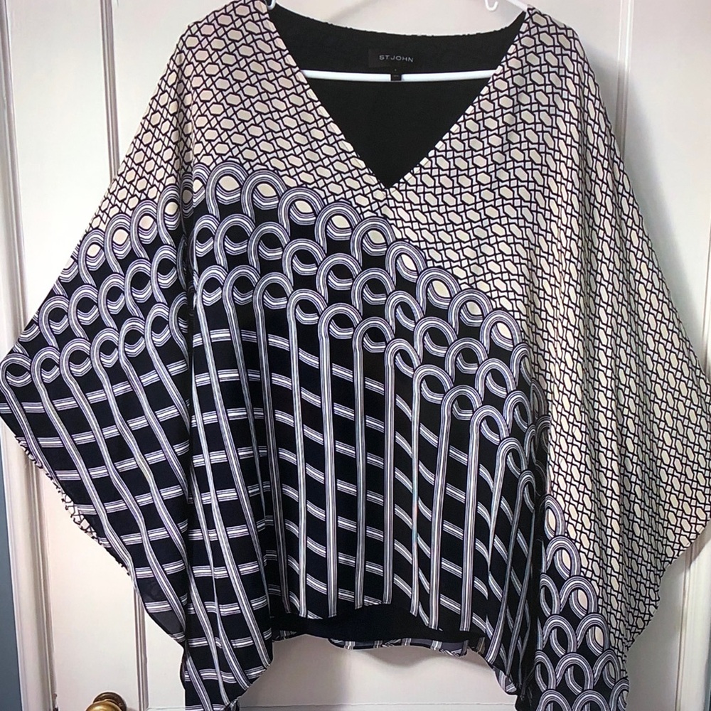 St. John Black & Cream Geometric V-Neck Poncho